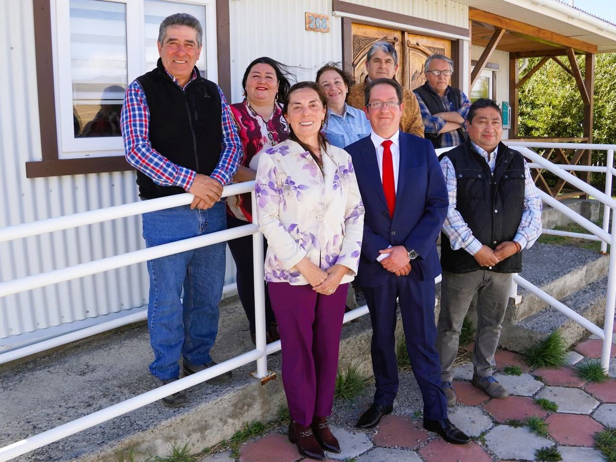 DELEGADO PRESIDENCIAL PROVINCIAL DE ÚLTIMA ESPERANZA LIBER LAZO INICIA AGENDA TERRITORIAL EN EL CONCEJO MUNICIPAL DE TORRES DEL PAINE