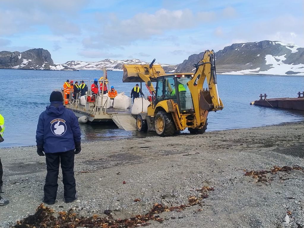 fildes (3) fildes (3)