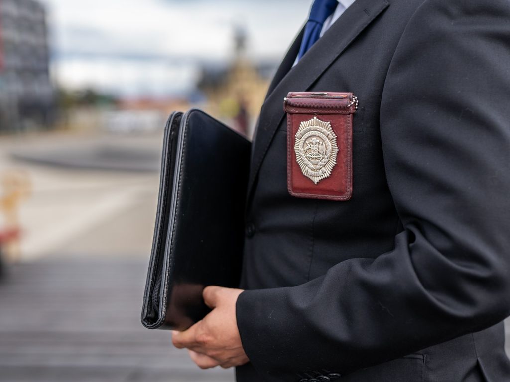 mujerdetenidaestafa mujerdetenidaestafa