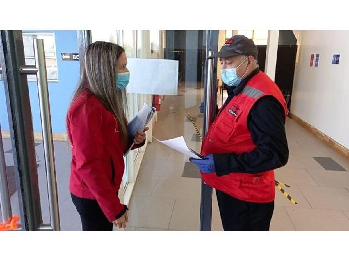 LA SEREMI DEL TRABAJO Y PREVISIÓN SOCIAL, VICTORIA CORTÉS LLAMÓ A ...