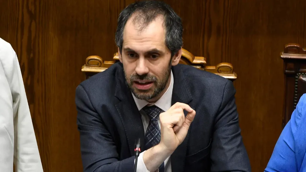 grau-dice-que-proximo-gobierno-tendra-mejores-condiciones-presupuestarias-que-las-que-tuvieron-en-2022