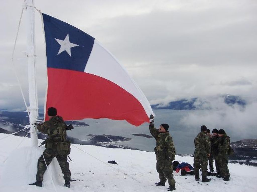 DUCENTÉSIMO SEGUNDO ANIVERSARIO DEL CUERPO DE INFANTERÍA DE MARINA Y SU PRESENCIA AUSTRAL DUCENTÉSIMO SEGUNDO ANIVERSARIO DEL CUERPO DE INFANTERÍA DE MARINA Y SU PRESENCIA AUSTRAL