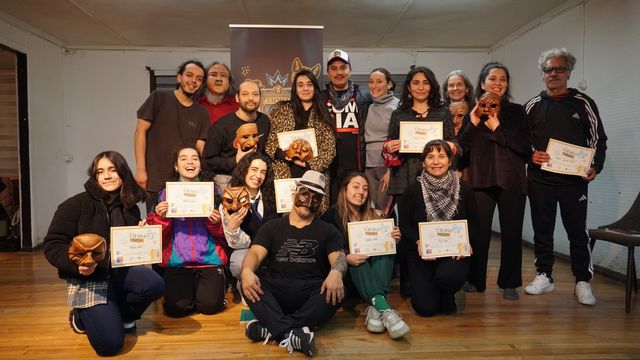 Diplomas grupo completo (2) Diplomas grupo completo (2)