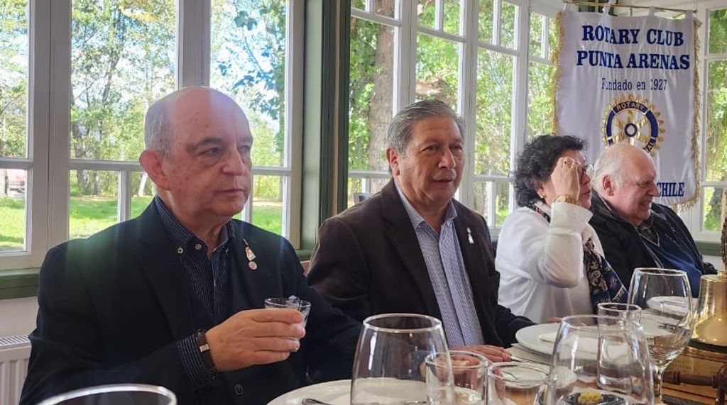Encuentro rotario fue impulsado por Rotary Club Punta Arenas, bajo la presidencia de Nelson Cárcamo Encuentro rotario fue impulsado por Rotary Club Punta Arenas, bajo la presidencia de Nelson Cárcamo