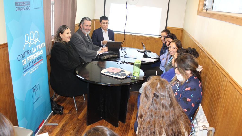 TRATA PERSONAS CESFAM IBÁÑEZ2 TRATA PERSONAS CESFAM IBÁÑEZ2