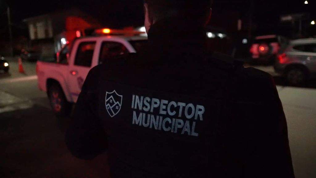 AGRESIÓN A FUNCIONARIOS DE SEGURIDAD PÚBLICA (2) AGRESIÓN A FUNCIONARIOS DE SEGURIDAD PÚBLICA (2)