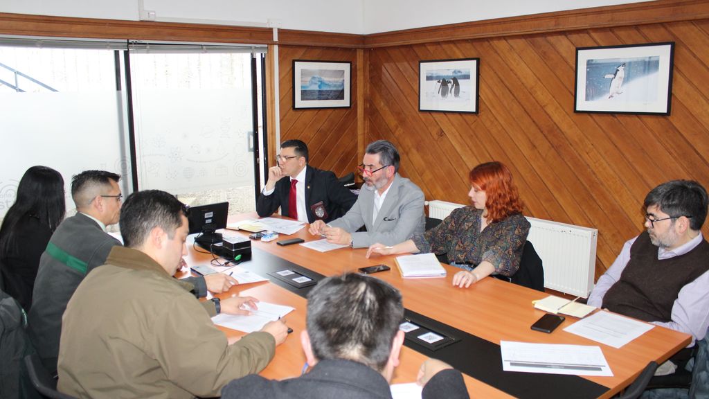 REUNIÓN MESA ADN CODIS REUNIÓN MESA ADN CODIS