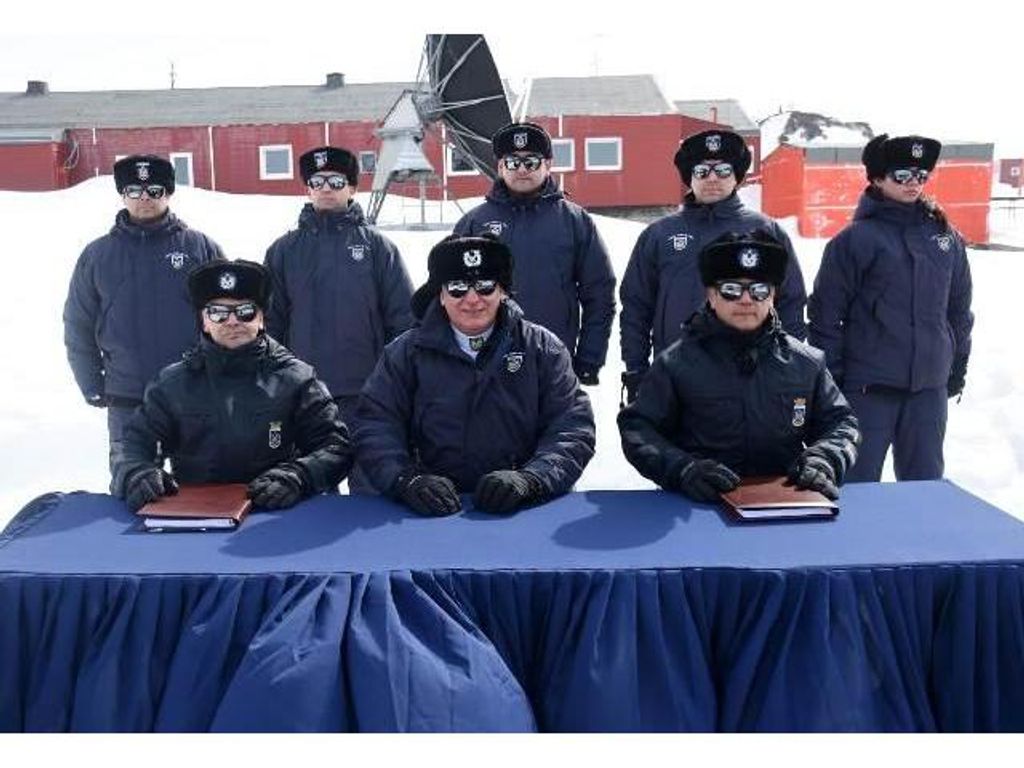 BASE AÉREA ANTÁRTICA PRESIDENTE EDUARDO FREI MONTALVA CONMEMORÓ SU 50° ANIVERSARIO BASE AÉREA ANTÁRTICA PRESIDENTE EDUARDO FREI MONTALVA CONMEMORÓ SU 50° ANIVERSARIO