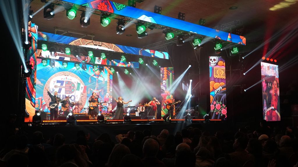 FESTIVAL FOLCLORICO EN LA PATAGONIA 2026 - PRIMERA NOCHE (37)