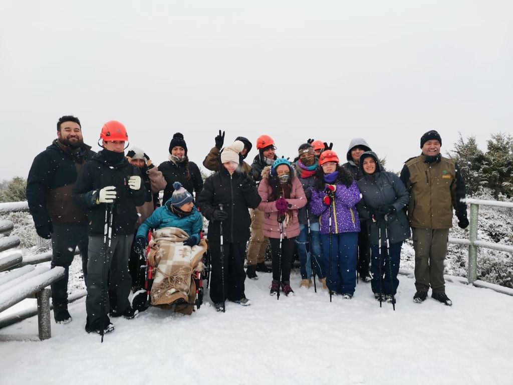 Visita guiada Escuela especial Club Leones Cruz del Sur en RN Magallanes Visita guiada Escuela especial Club Leones Cruz del Sur en RN Magallanes