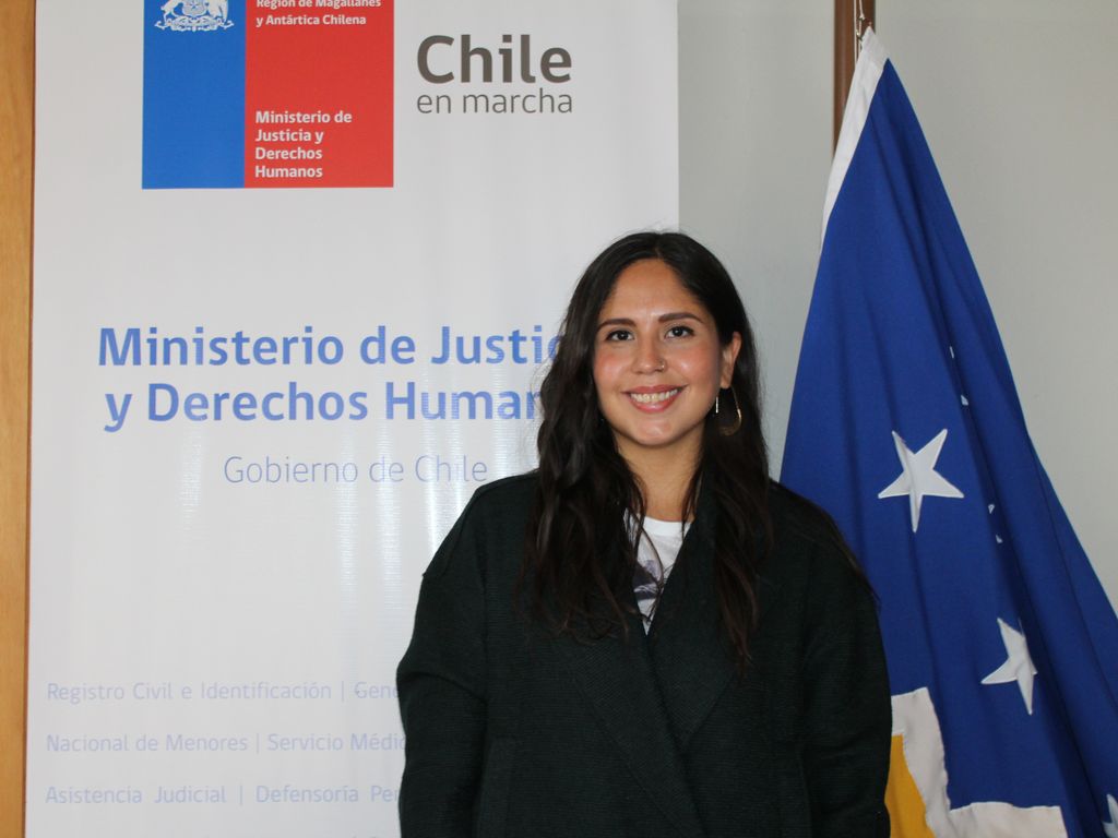 FOTO COLUMNA SEREMI MICHELLE PEUTAT FOTO COLUMNA SEREMI MICHELLE PEUTAT