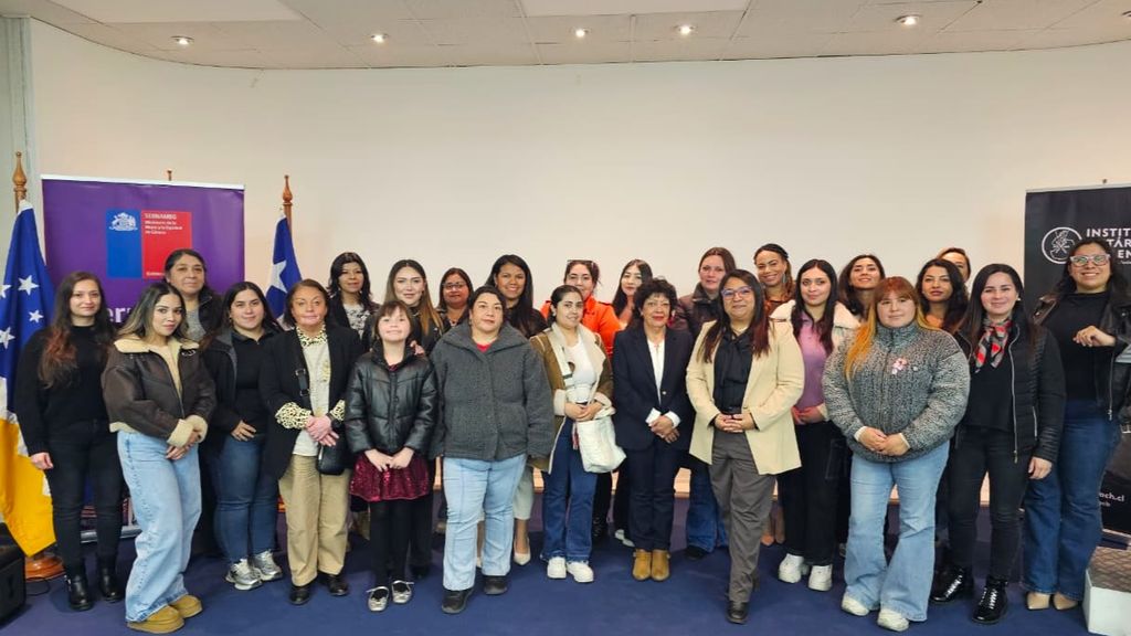 Lanzamiento Mujer Emprende Lanzamiento Mujer Emprende