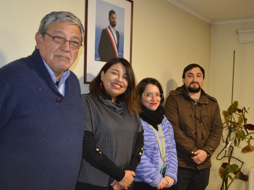 Seremi con Fundación La Familia Seremi con Fundación La Familia