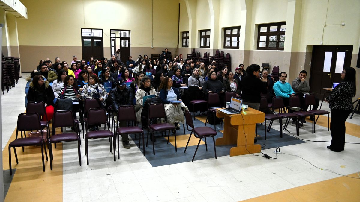 ASISTENTES DE LA EDUCACIÓN DEL SLEP MAGALLANES PARTICIPARON MASIVAMENTE ...