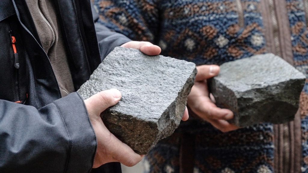 REPARACIÓN DE ADOQUINES (5) REPARACIÓN DE ADOQUINES (5)