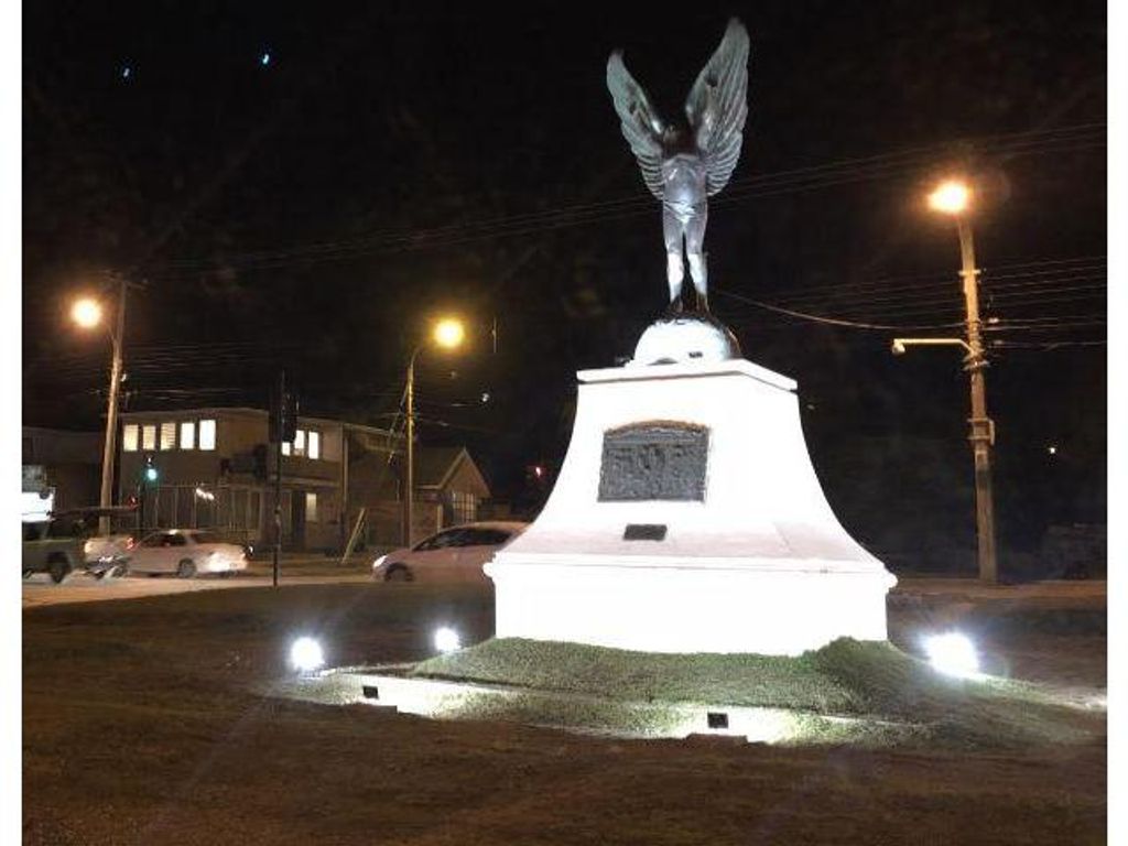 MONUMENTOS DE LA CIUDAD CUENTAN CON ILUMINACIÓN MONUMENTOS DE LA CIUDAD CUENTAN CON ILUMINACIÓN