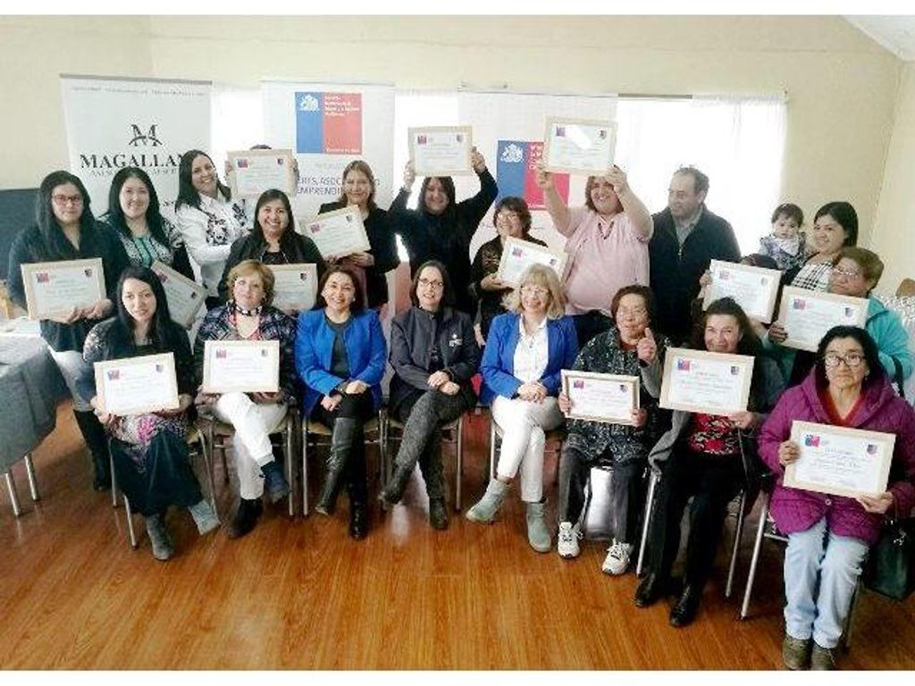 CAPITAL SEMILLA DE SERNAMEG CERTIFICÓ A 30 MUJERES EN PORVENIR
