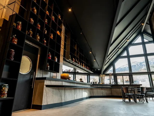 REMODELACION-HOTEL-OCTUBRE-2025-06175 (3) REMODELACION-HOTEL-OCTUBRE-2025-06175 (3)