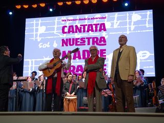 cantatanuestramadre