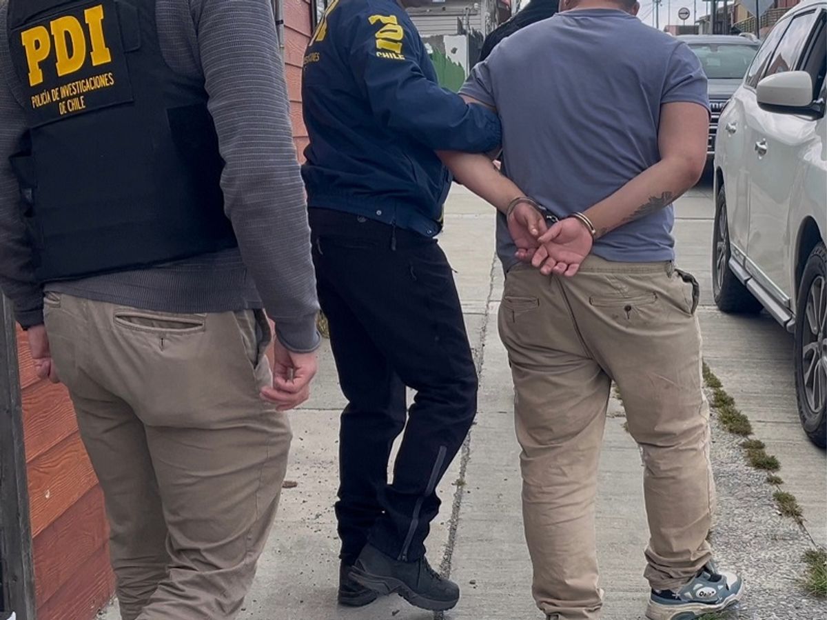 6e40de7b-6e56-499d-ac07-6970d0ea0f8a 6e40de7b-6e56-499d-ac07-6970d0ea0f8a