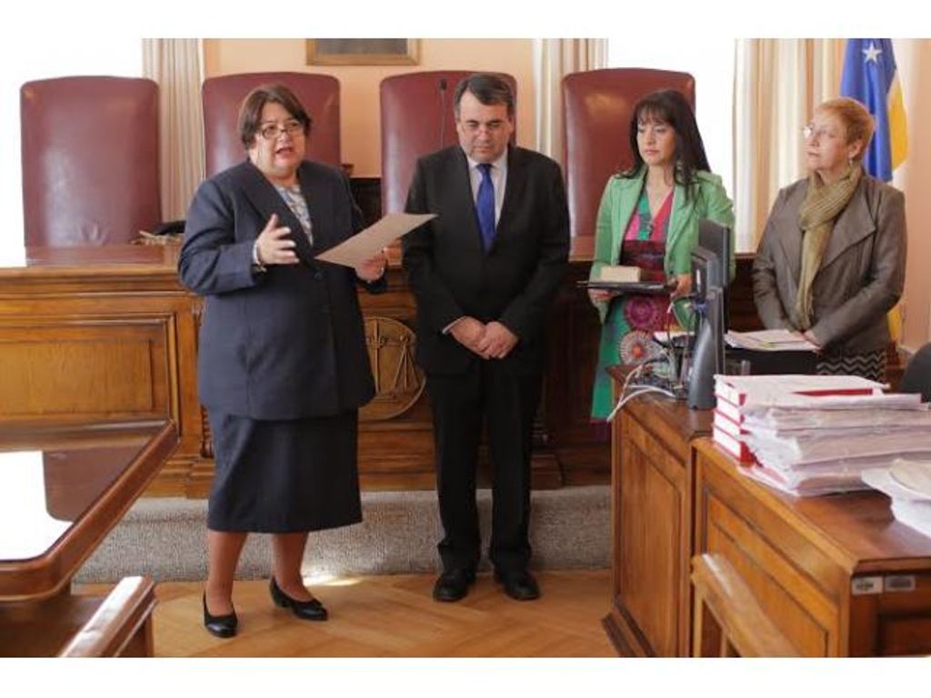 PRESTA JURAMENTO NUEVO JUEZ DEL TRIBUNAL DE JUICIO ORAL EN LO PENAL DE PUNTA ARENAS