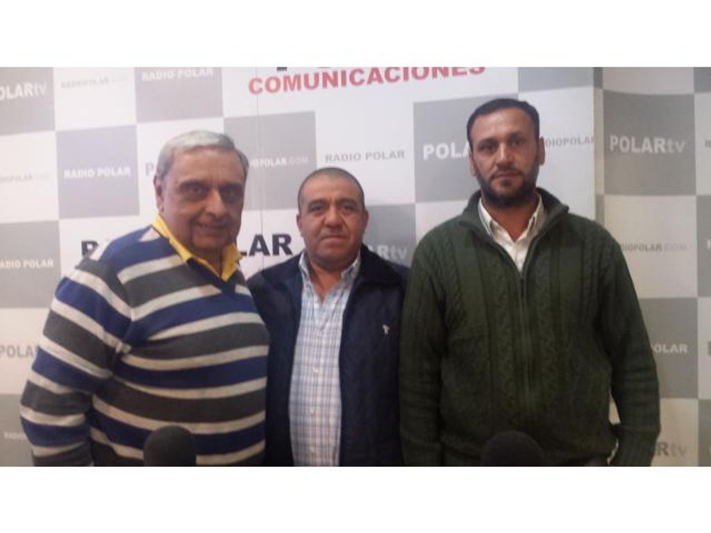 FIESTA NACIONAL DEL LAGO SE REALIZA CON ÉXITO EN CALAFATE FIESTA NACIONAL DEL LAGO SE REALIZA CON ÉXITO EN CALAFATE