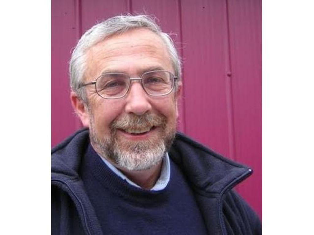 LA DEFENSA DE LOS MÁS DÉBILES