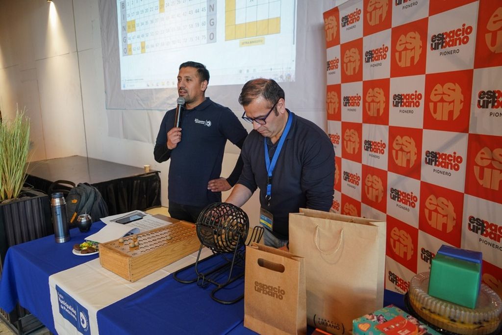 Bingo Intergeneracional (10) Bingo Intergeneracional (10)