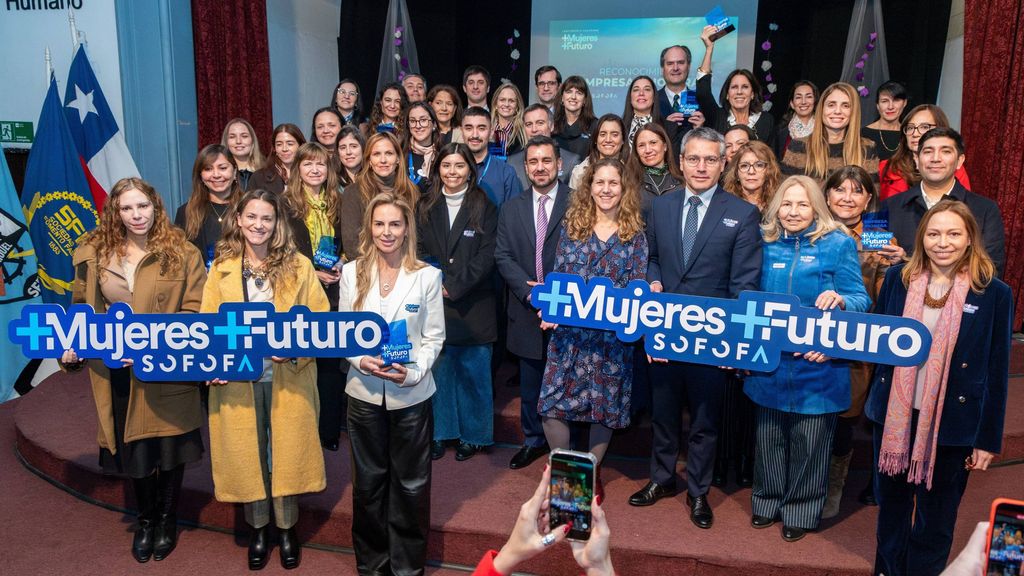 Más Mujeres Más Mujeres
