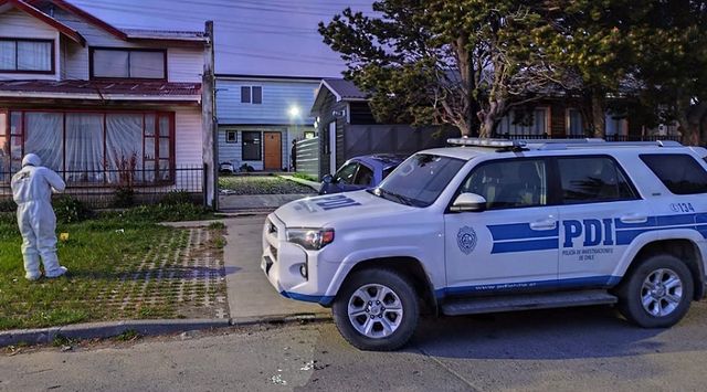 1fd3fad4-0efb-481c-9b5a-4d117bfcffd8 1fd3fad4-0efb-481c-9b5a-4d117bfcffd8