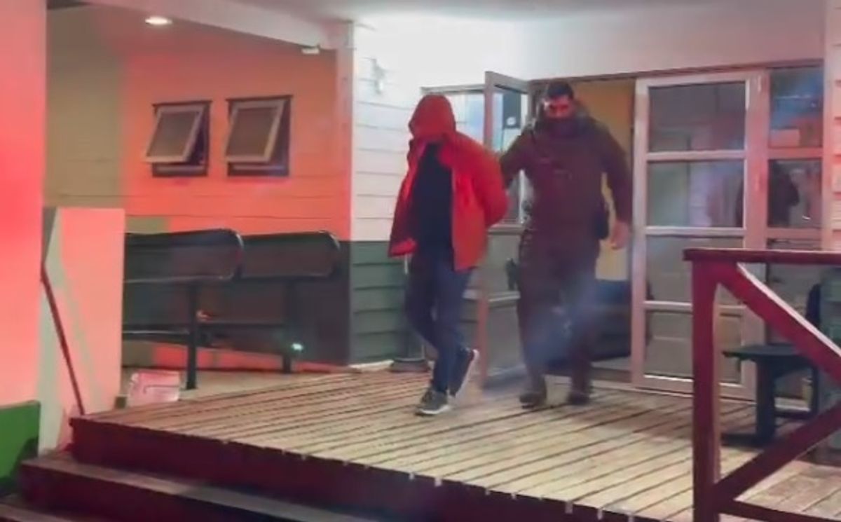 CARABINEROS DETUVO A HOMBRE QUE INTENTÓ ROBAR EN LOCAL COMERCIAL