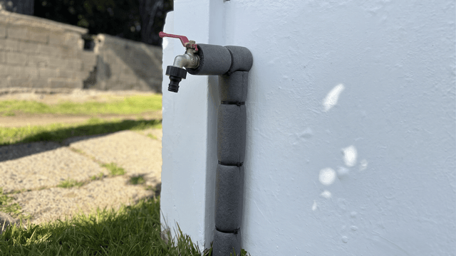 Instalación exterior con protección Instalación exterior con protección