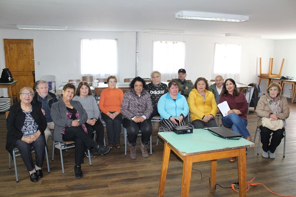 FOTO CLUB ADULTOS MAYORES SANTA BERNARDITA