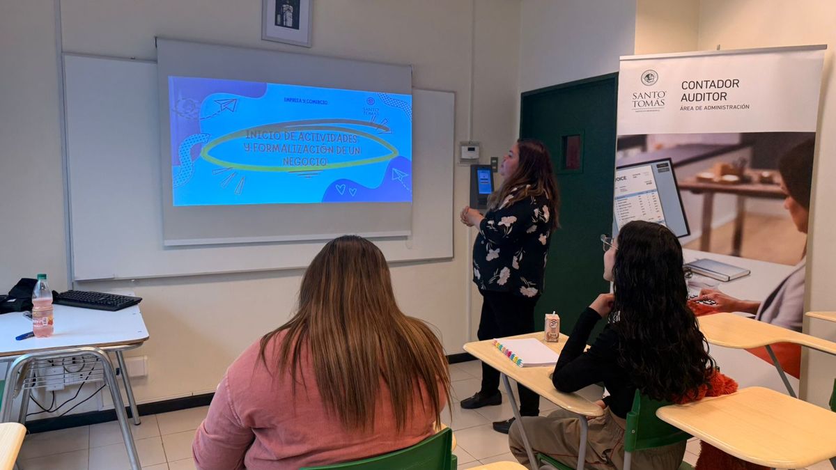 CARRERA DE CONTADOR AUDITOR DE SANTO TOMÁS REALIZARÁ TALLER SOBRE LA OPERACIÓN RENTA