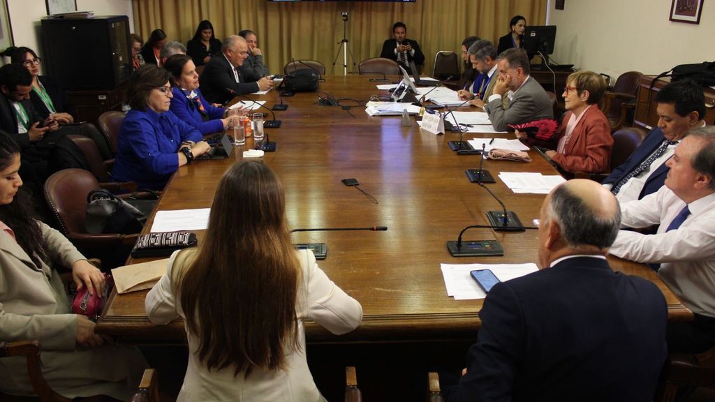 COMISIÓN DE DEFENSA COMISIÓN DE DEFENSA