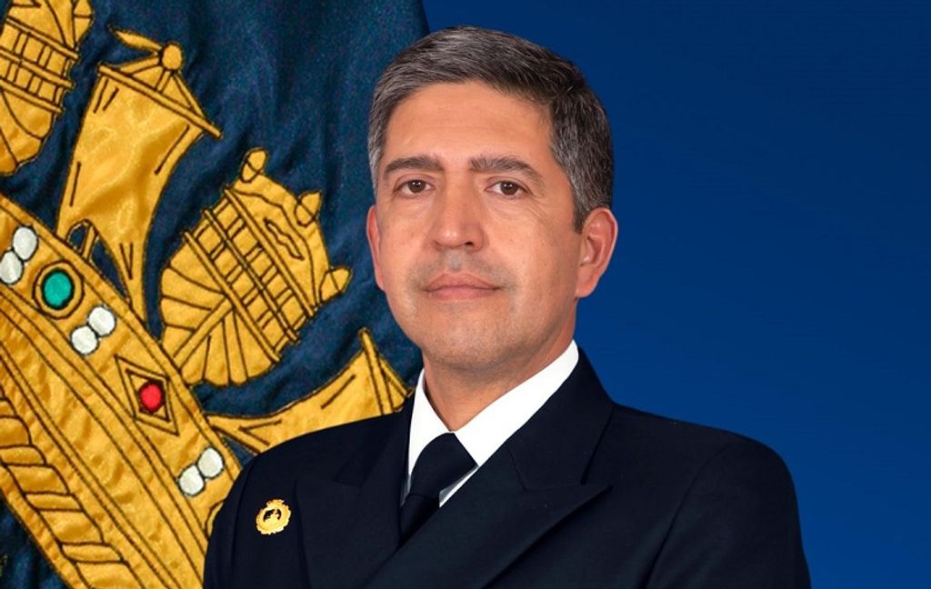Contraalmirante Jorge Castillo, Comandante en jefe de la Tercera Zona Naval Contraalmirante Jorge Castillo, Comandante en jefe de la Tercera Zona Naval