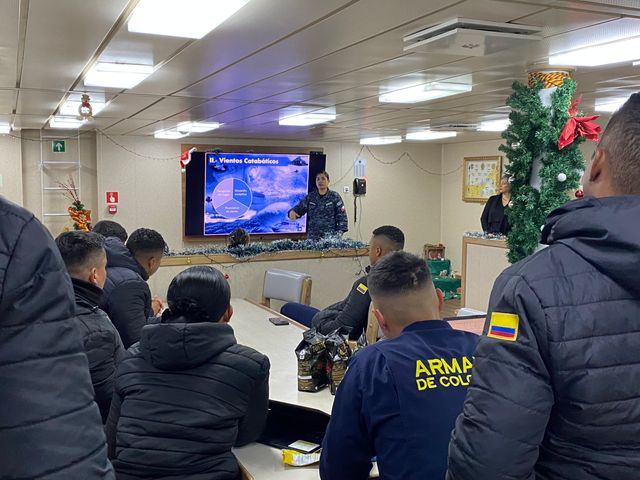 Instruccion meteorología marina antártica ARC 151 Simon Bolivar 1