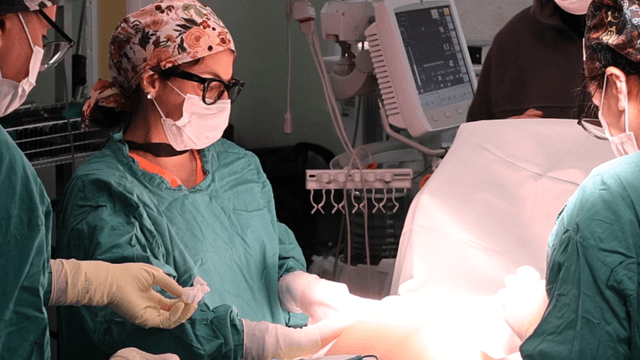 Dra Roldán en pabellón - Archivo