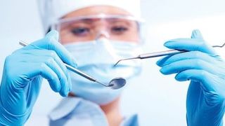 cirujana dentista