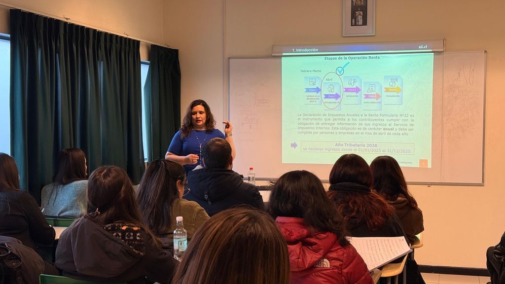 Estudiantes capacitación SII