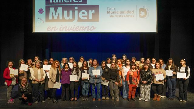 CIERRE TALLERES DE INVIERNO DE LA OFICINA MUNICIPAL DE LA MUJER (1) CIERRE TALLERES DE INVIERNO DE LA OFICINA MUNICIPAL DE LA MUJER (1)