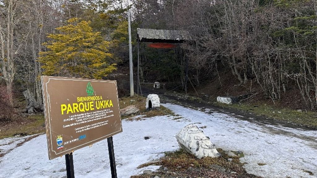 parque Ukika letrero parque Ukika letrero