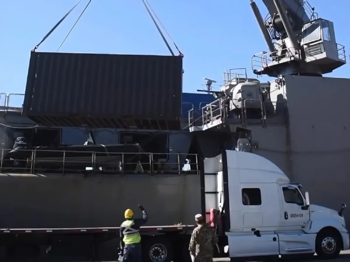 EL LSDH-91 SARGENTO ALDEA TRANSPORTA CARGA ESTRATÉGICA DEL EJÉRCITO DE ...