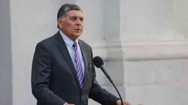 ministro-alvarado-confirmo-que-el-gobierno-busca-restablecer-relaciones-consulares-con-venezuela-750x400