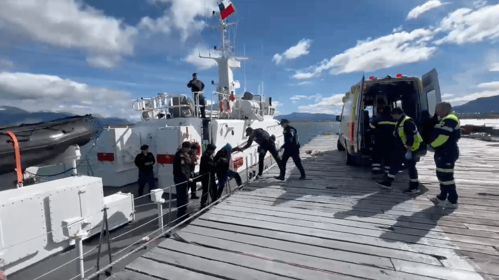 Operativo de Evacuación medica desde Canal Sarmiento Operativo de Evacuación medica desde Canal Sarmiento