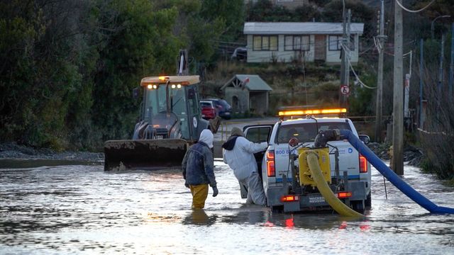 EMERGENCIA POR LLUVIAS (1) EMERGENCIA POR LLUVIAS (1)