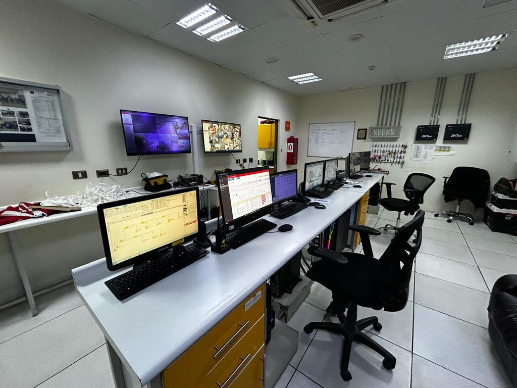 Centralizado 4 Centralizado 4