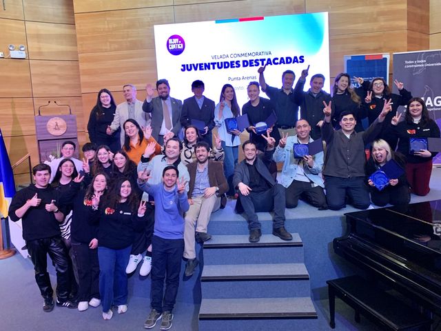 Foto grupal INJUV