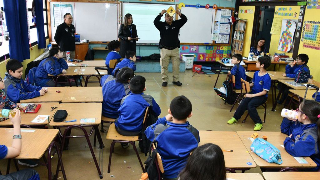 TALLER DE EDUCACIÓN VIAL Y AUTOCUIDADO (1) TALLER DE EDUCACIÓN VIAL Y AUTOCUIDADO (1)