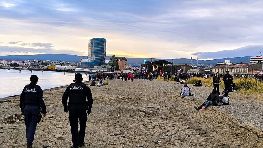 CAPITANIA DE PUERTO DE PUNTA ARENAS-30-12-32-57